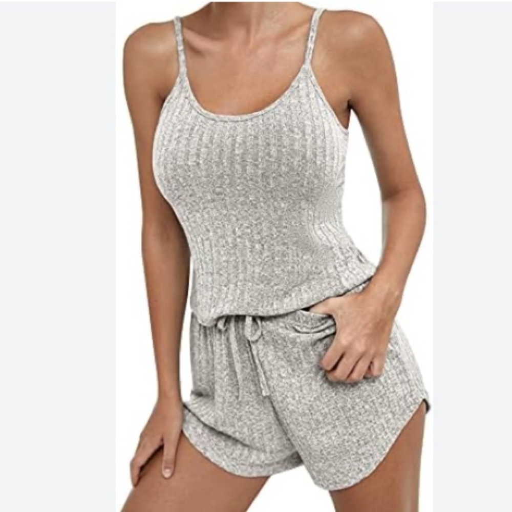 WOMEN - Ribbed Fabric Pijama Set Tank Top and Shorts | L